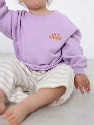 Famvibes Sweatshirt Hey Kiddo lavendel