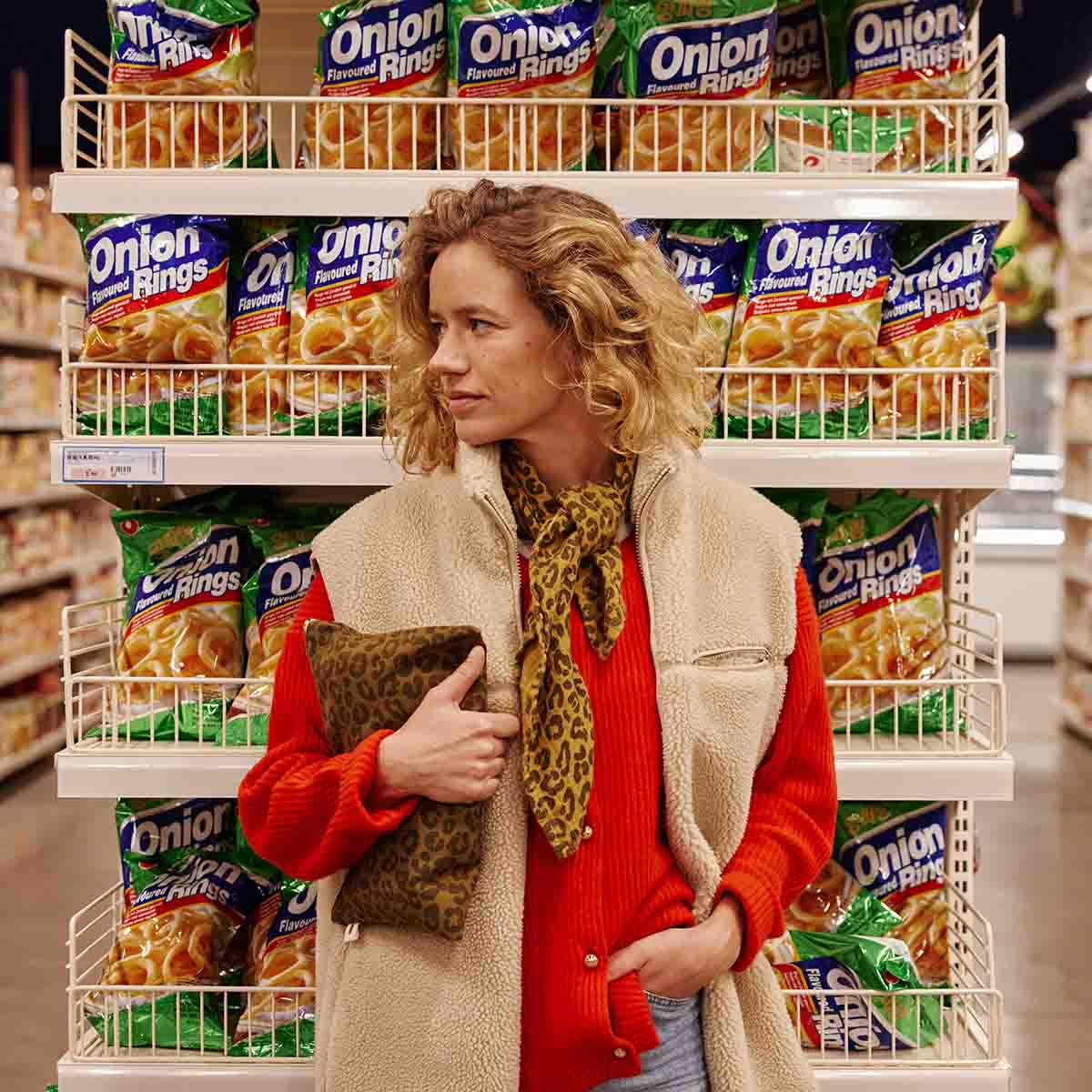 LILI GRAOU OLIVFARBENER BEUTEL
