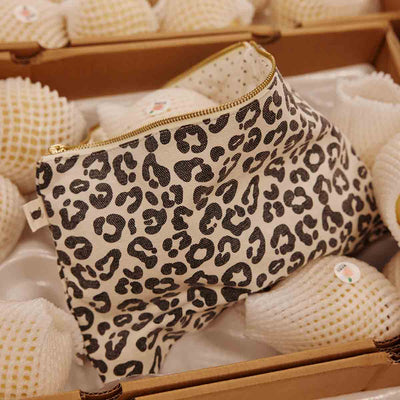 Rose in April LILI GRAOU GREIGE CLUTCH
