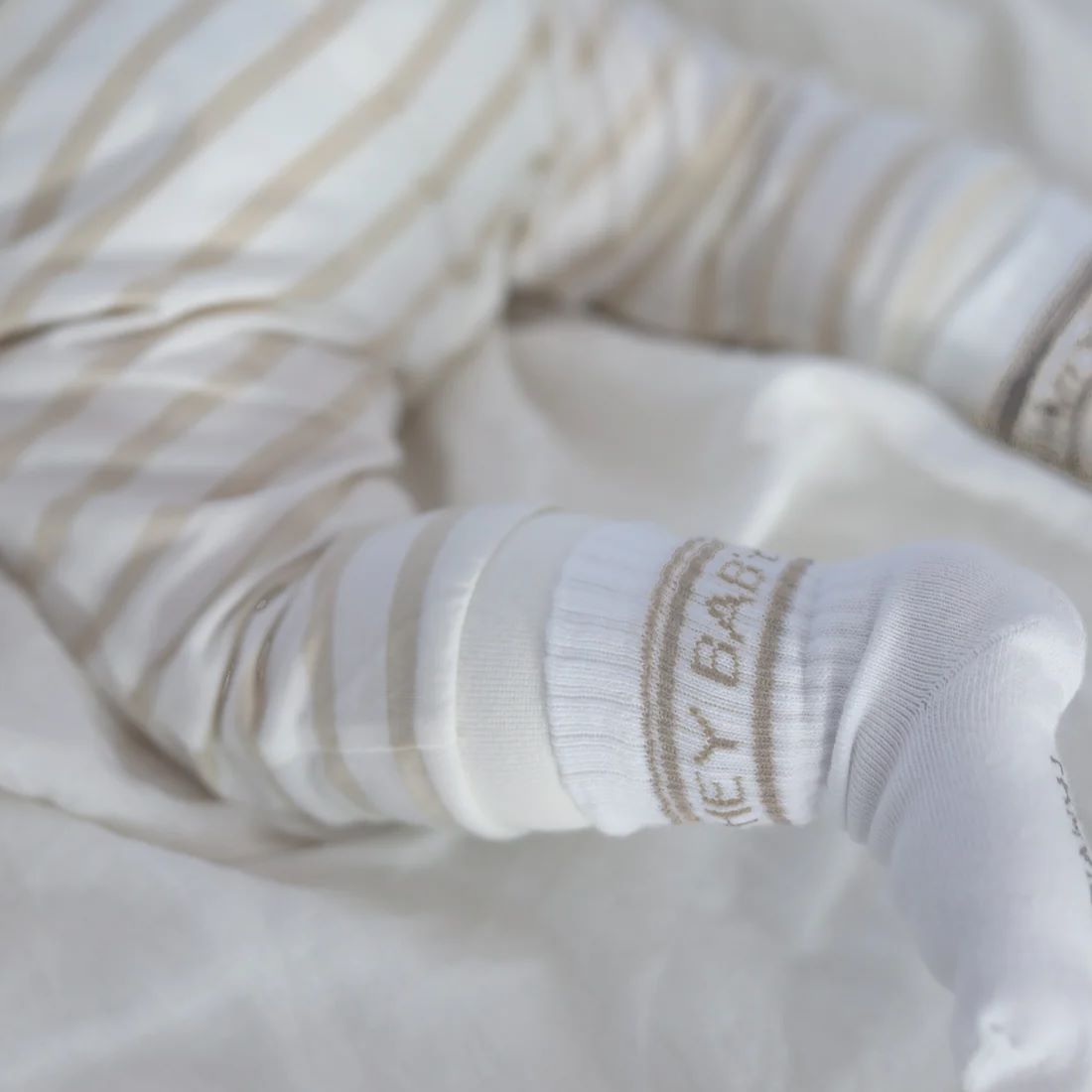 Famvibes Babysocken Hey Baby beige